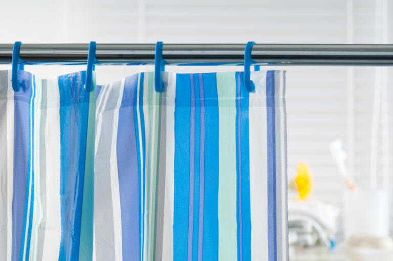 Shower Curtain Ideas – 10 Designs That will Instantly Upgrade your Bathroom